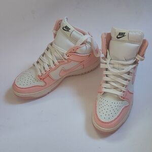 NIB Women's Nike Dunk High 1985